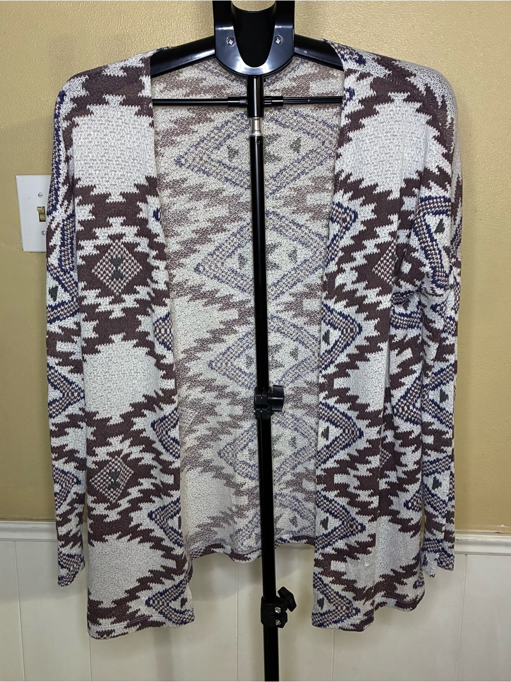 Freshman Brown & Cream Aztec Open-Front Cardigan